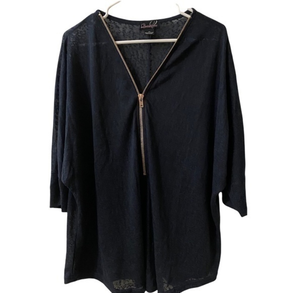 Questions Burn Out Top/Blouse Women Size 3X NWOT
